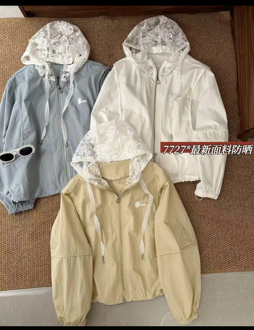 春季韩版纯色连帽印花短款蕾丝拼接短外套防晒服宽松上衣【7727】