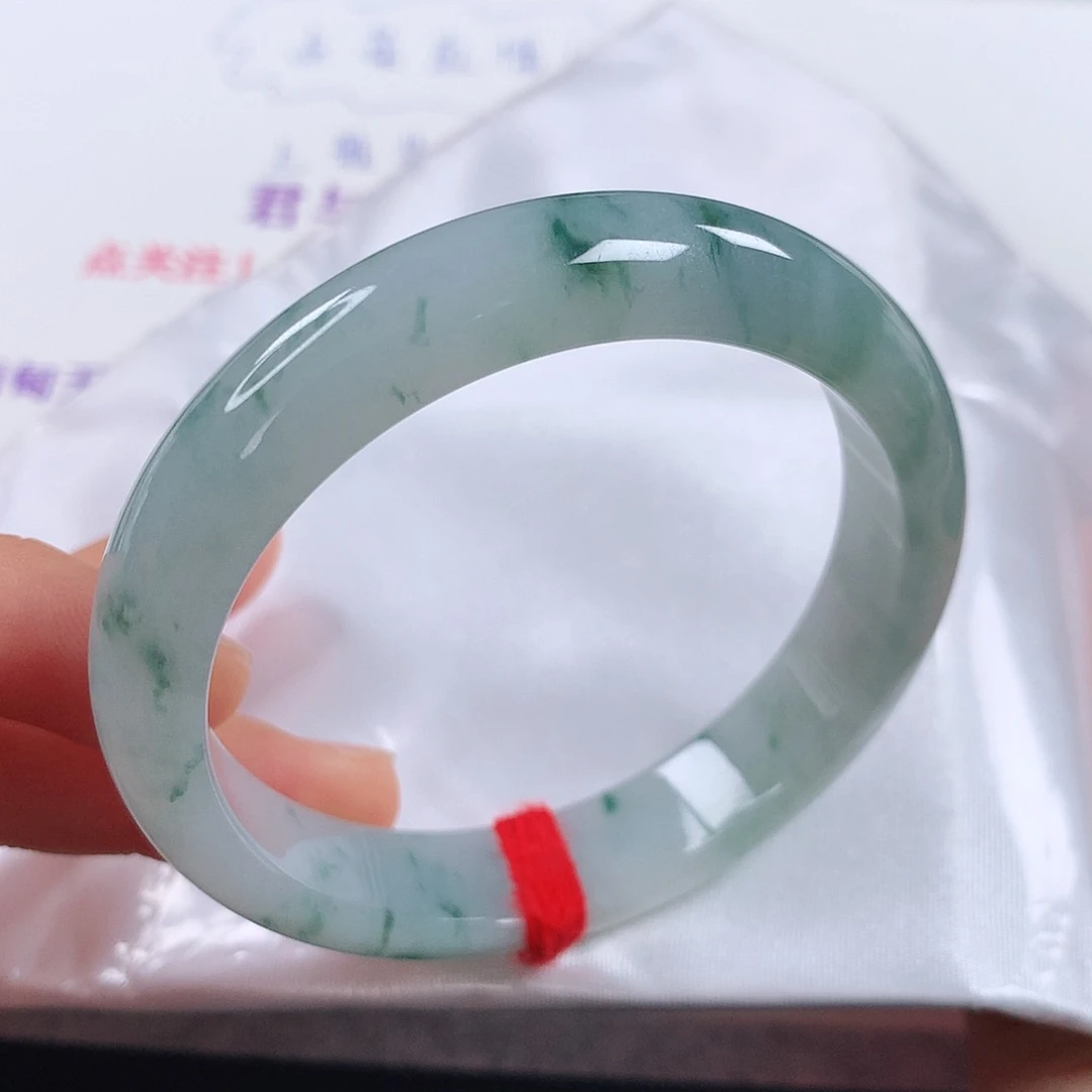 翡翠手镯未镶嵌 正圈①⑤⑨