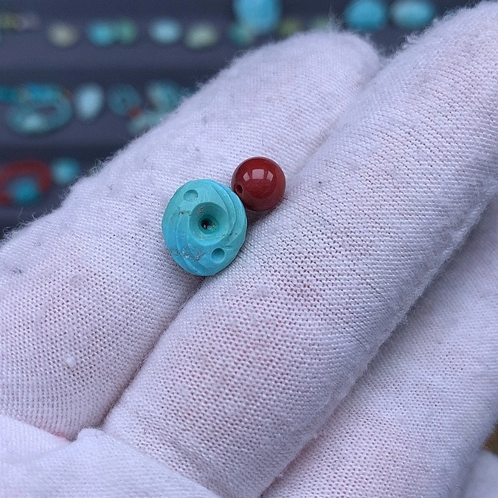 南红玛瑙未镶嵌珠宝奇石