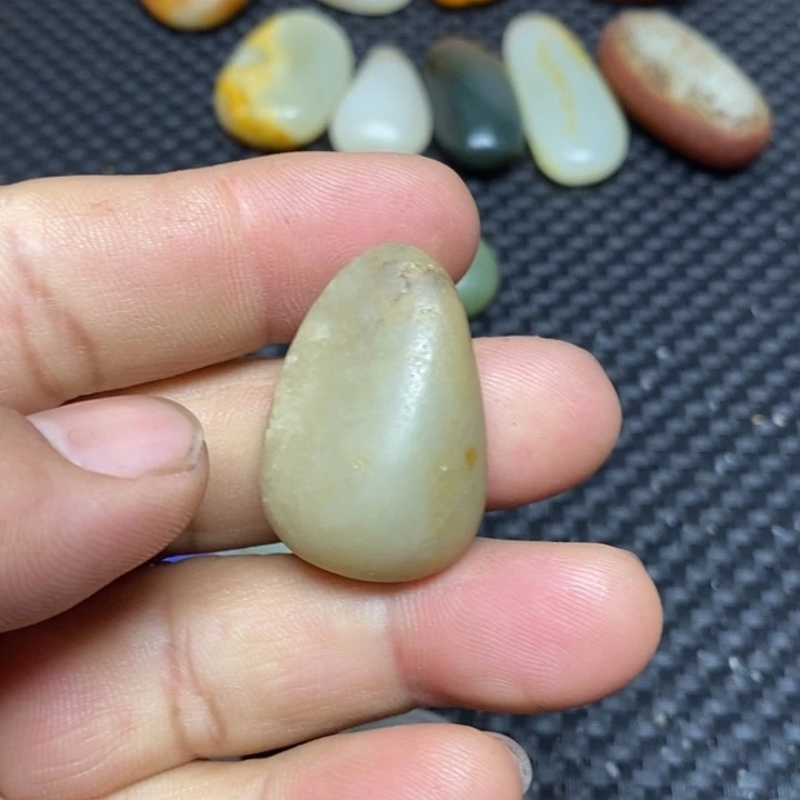 和田玉（白玉）珠宝奇石未镶嵌