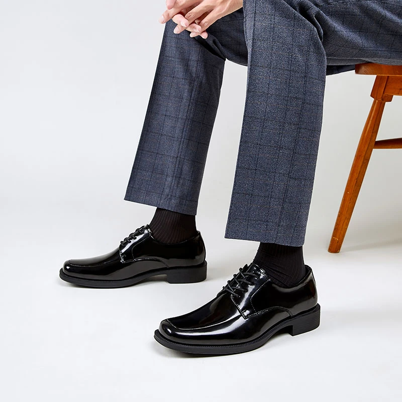 方头正装皮鞋男款漆皮亮面皮鞋英伦风绅士商务皮鞋男士新郎结婚鞋
