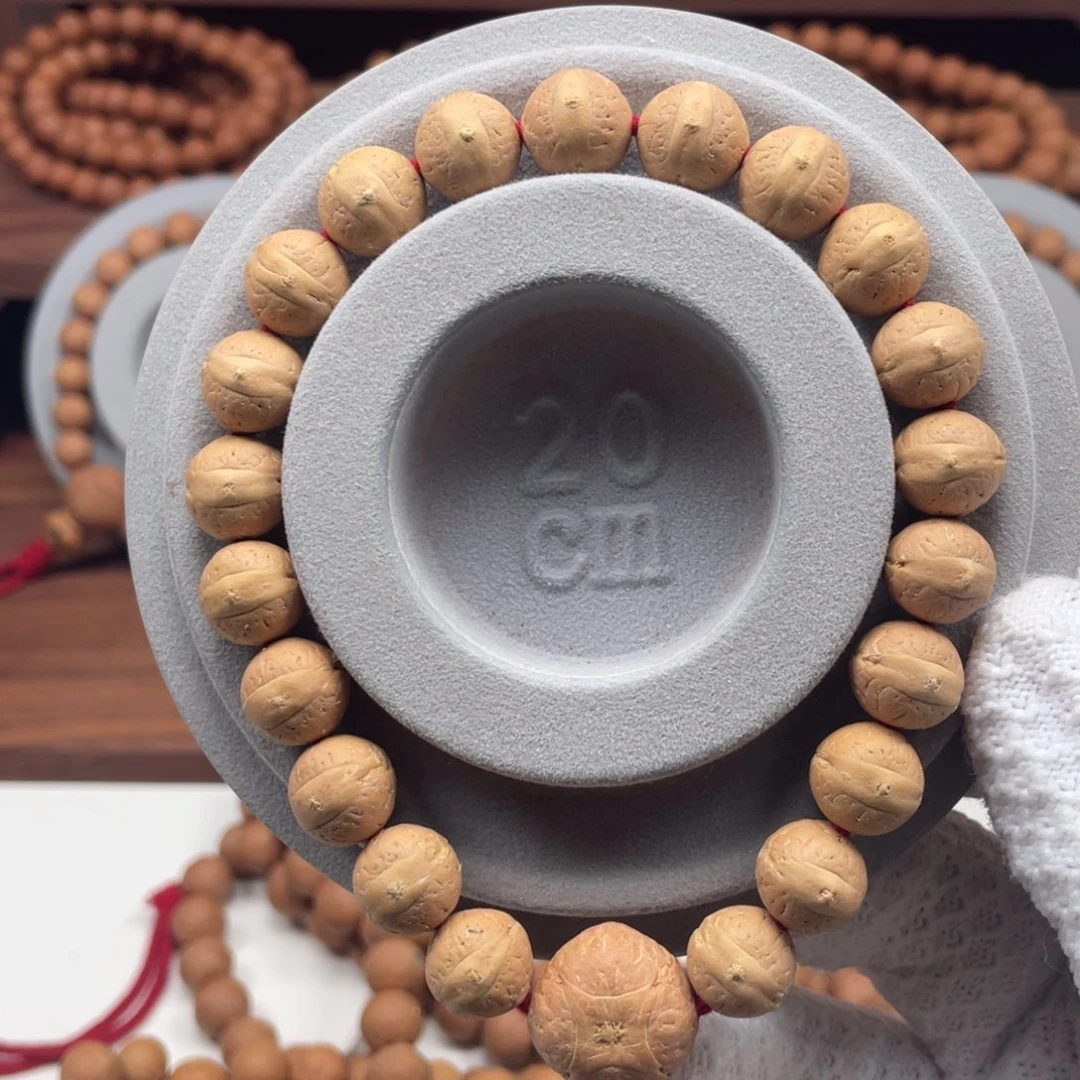 吊坠凤眼菩提尼泊尔实心老树王