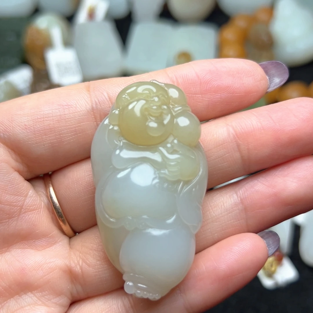 和田玉未镶嵌吊坠(不含链)