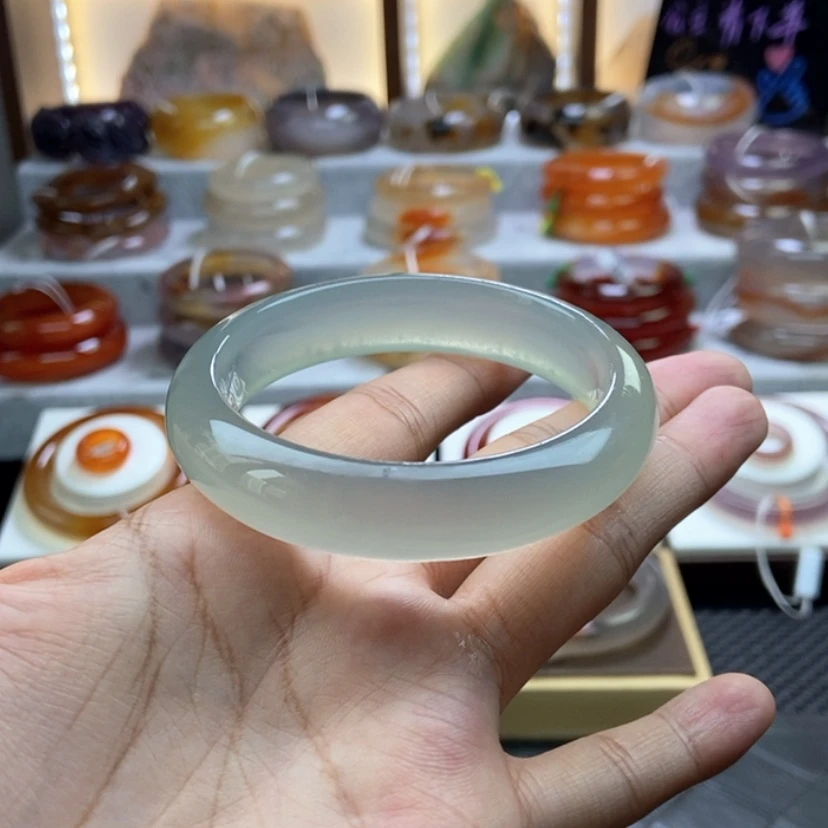 【闪购商品】手镯玛瑙/玉髓未镶嵌