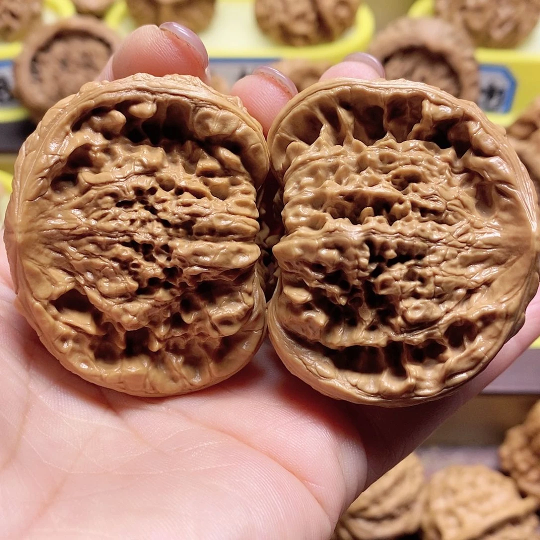 文玩核桃吊坠50蛇王