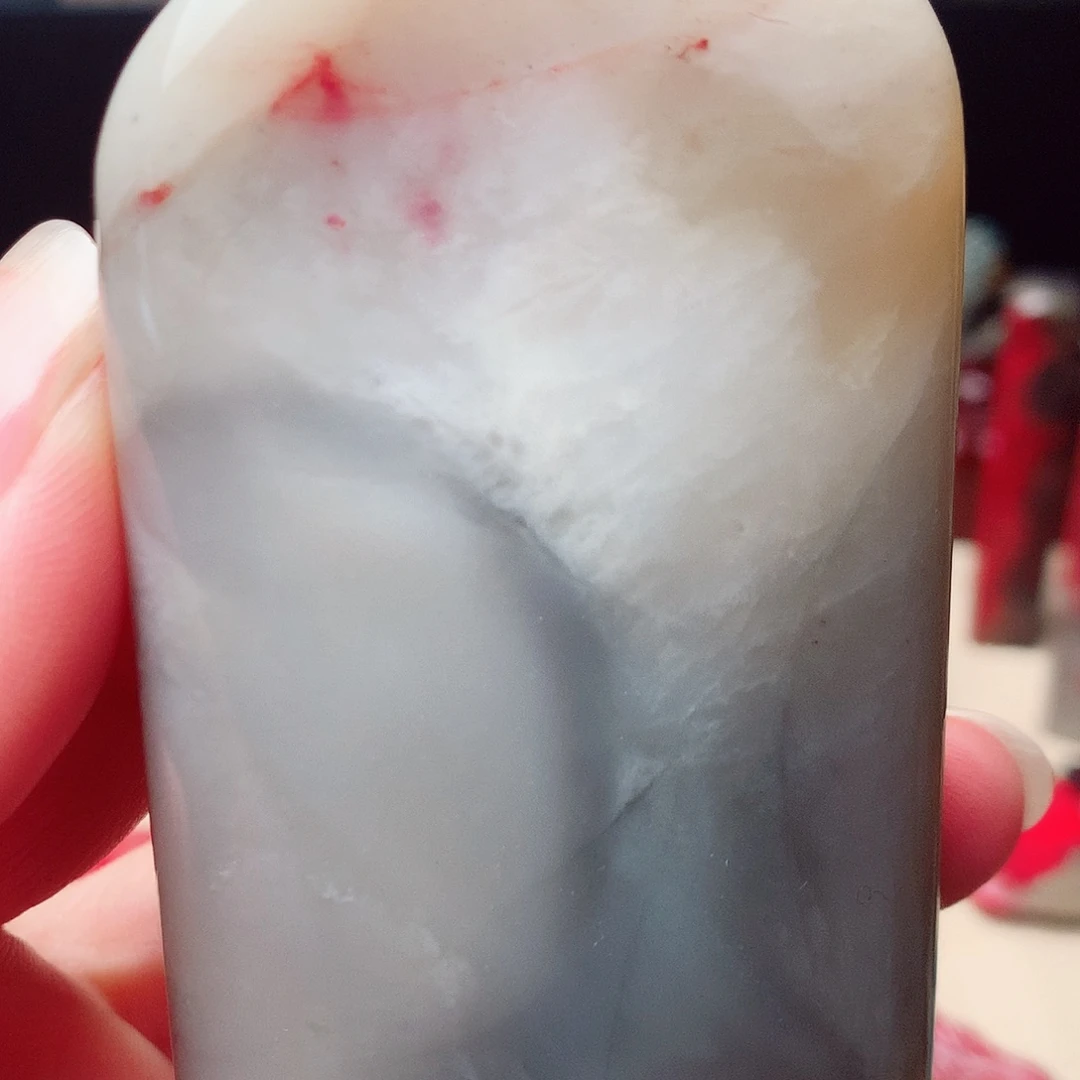 昌化鸡血石精美闲章