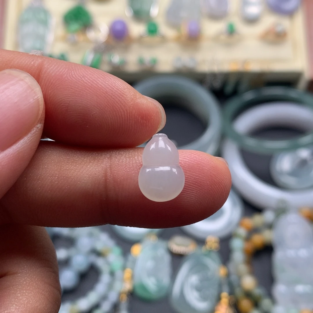 颈饰未镶嵌翡翠葫芦