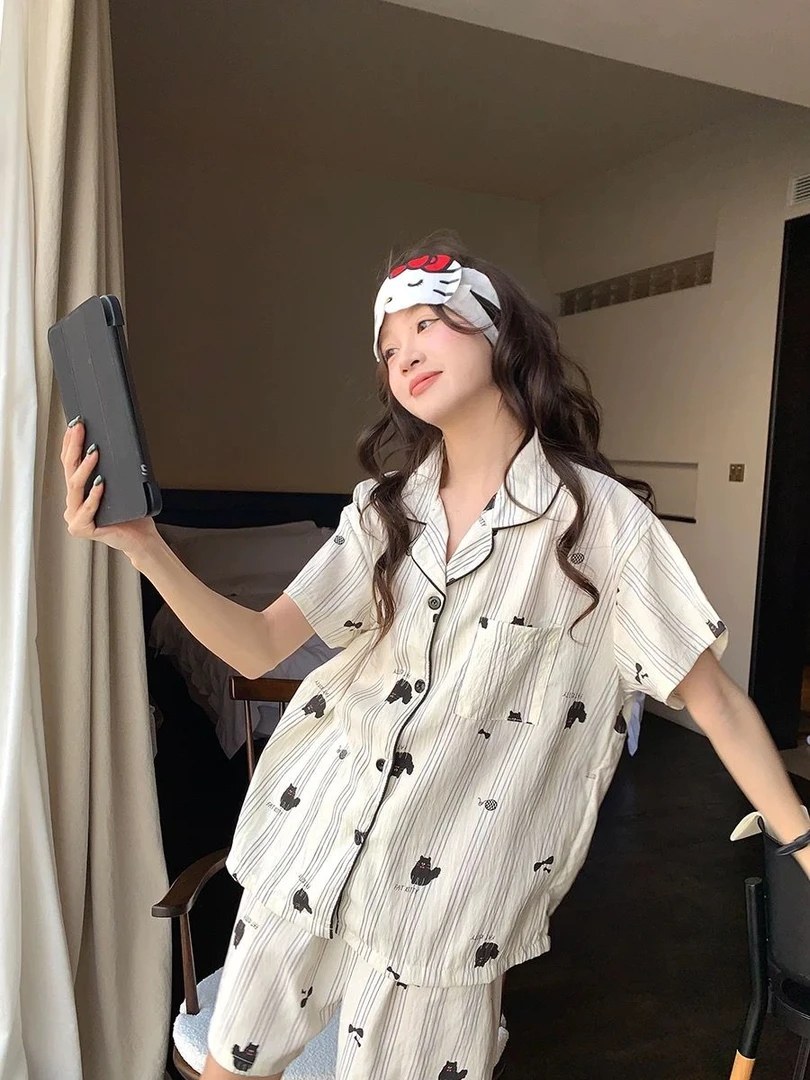 云朵棉夏季新款竖纹黑白可爱小猫宽松休闲家居服短袖短裤可外穿女