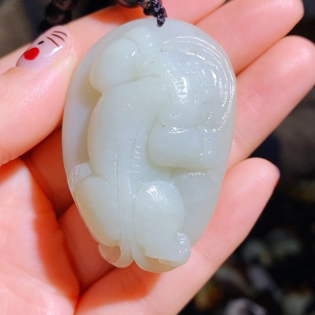 和田玉颈饰未镶嵌