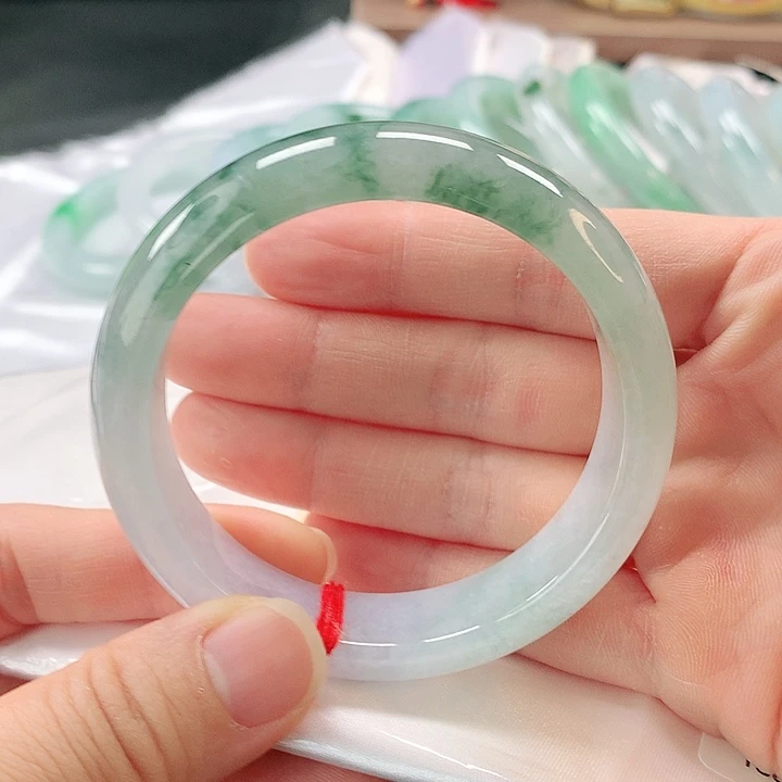 未镶嵌手镯翡翠缅甸A货翡翠手镯