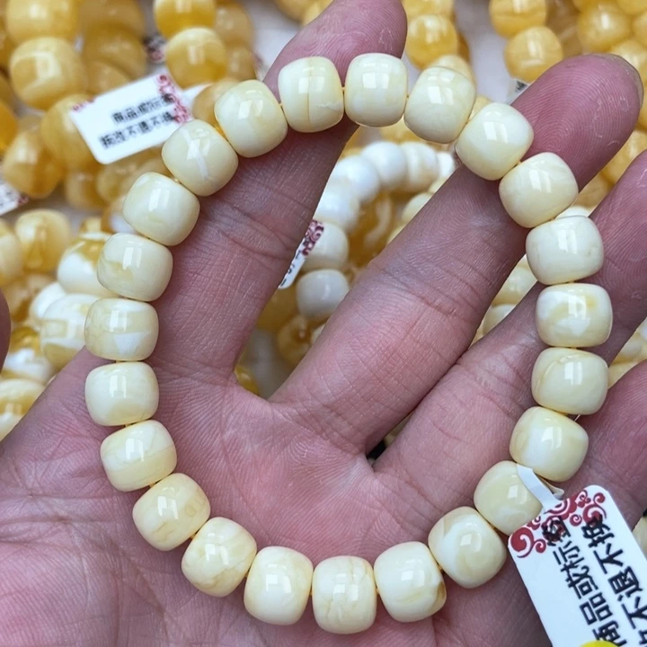 琥珀未镶嵌珠宝奇石6