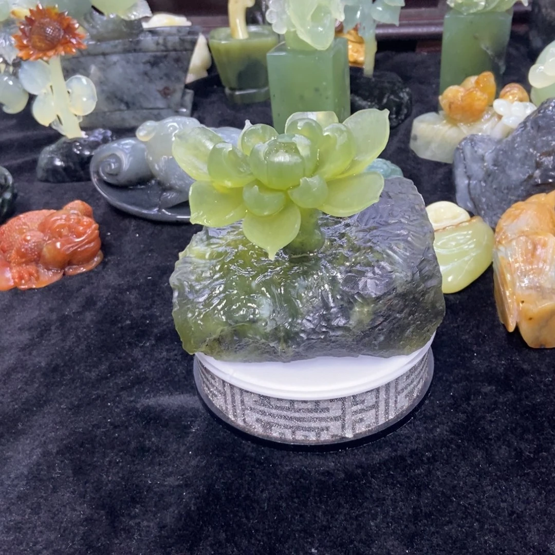 C***C石材天然岫岩玉摆件