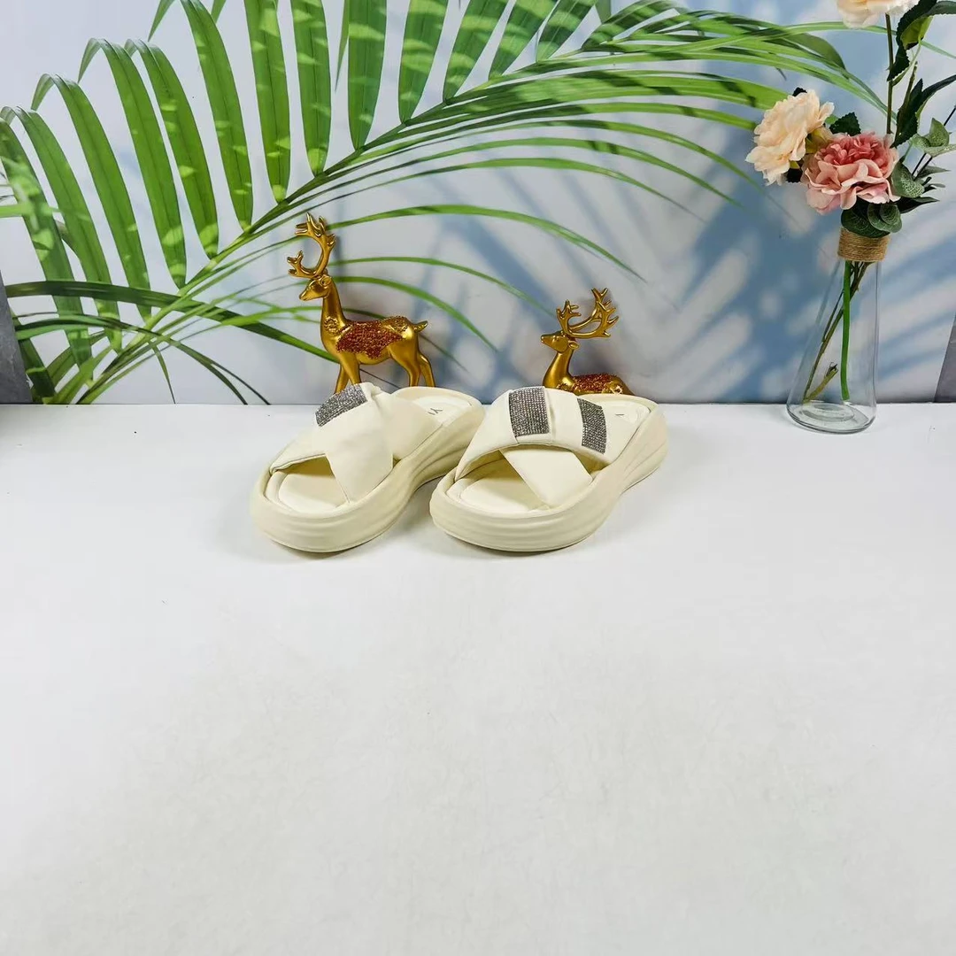 小强家女鞋 芽儿家新款百搭女拖鞋（Y658-44-3 ）（W35AYV2786014S）