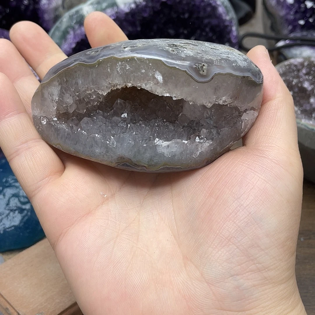紫晶未镶嵌大型摆件（非配饰）
