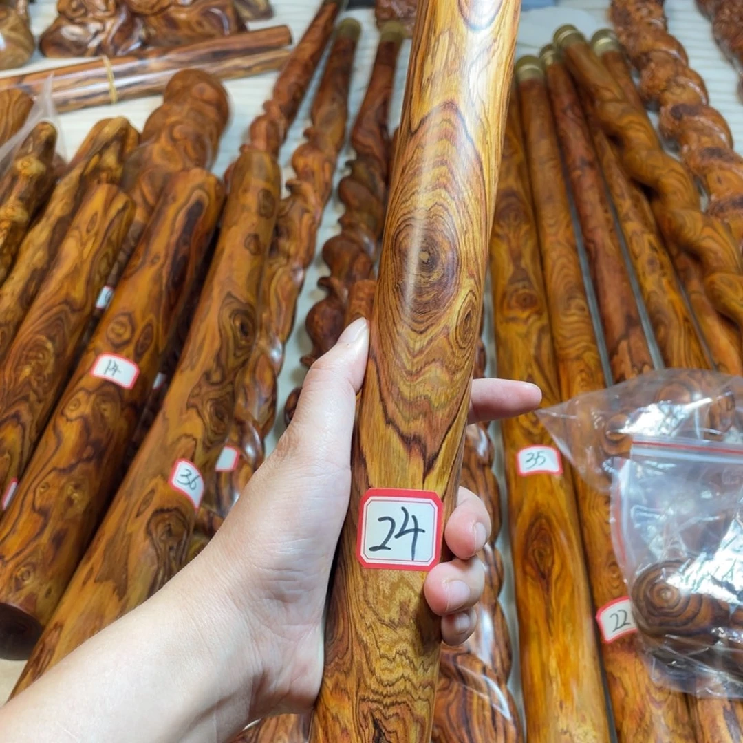 黄花梨/降香黄檀海南黄花梨长约38厘米