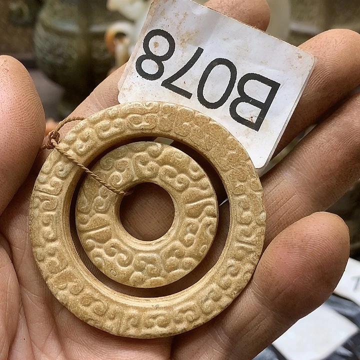 未镶嵌和田玉挂件