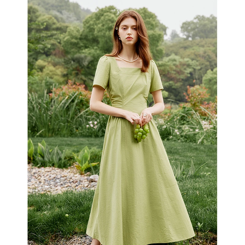 范思蓝恩法式方领显瘦连衣裙夏季气质收腰褶皱设计感24FS12999