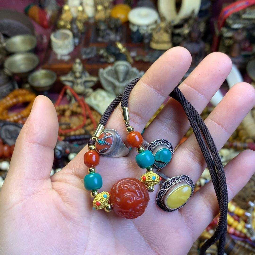 星月菩提吊坠藏传喜马拉雅艺术品