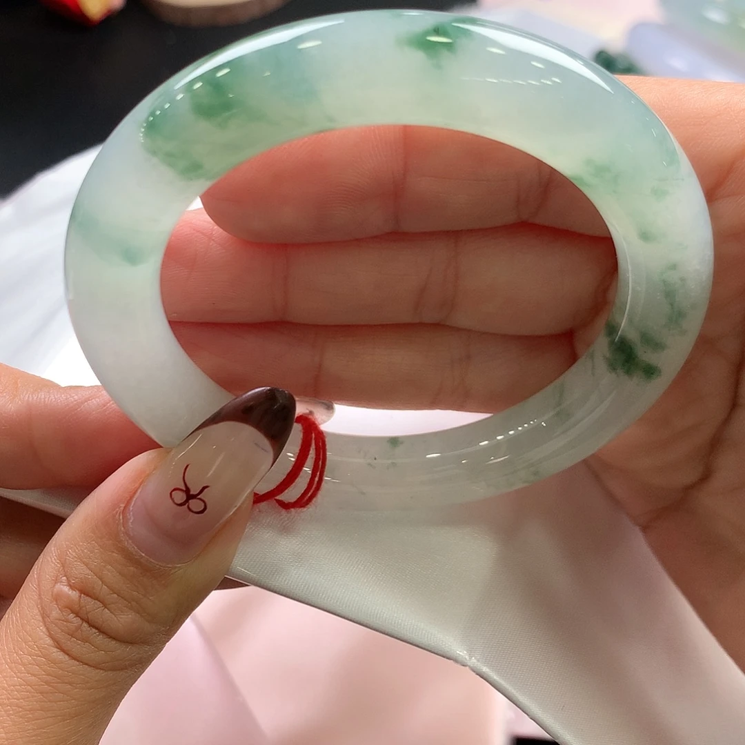 *****翡翠未镶嵌手镯（圆镯）7号冰飘花