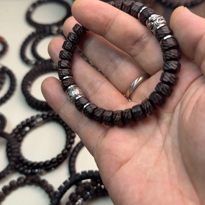 【闪购商品】椰蒂手串96龙鳞双配饰