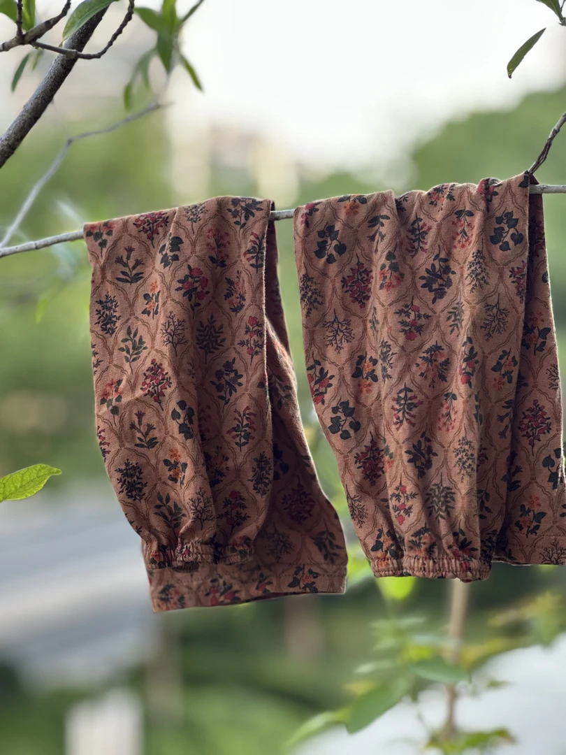 100棉、印花复古花袖套百搭通用