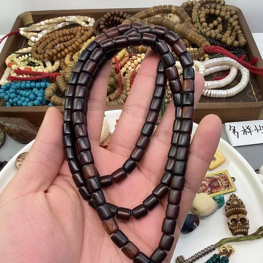 柏香籽/百香籽吊坠M**o