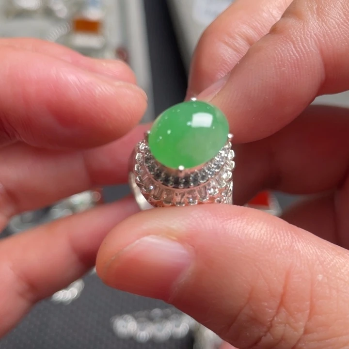 翡翠未镶嵌颈饰缅甸天然翡翠