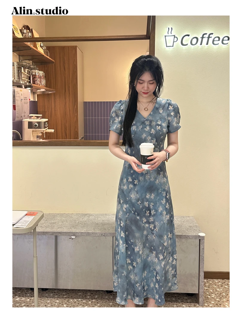 【蝴蝶兰】（没纽扣）优雅斜裁油画花卉连衣裙收腰显瘦法式复古碎花裙