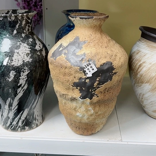 瓶高36口8。陶瓷精品摆件。166