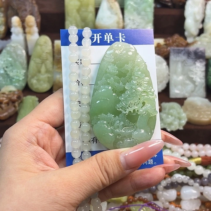 和田玉未镶嵌颈饰