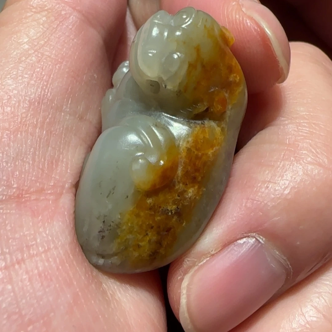 【闪购商品】和田玉车挂未镶嵌～*楠