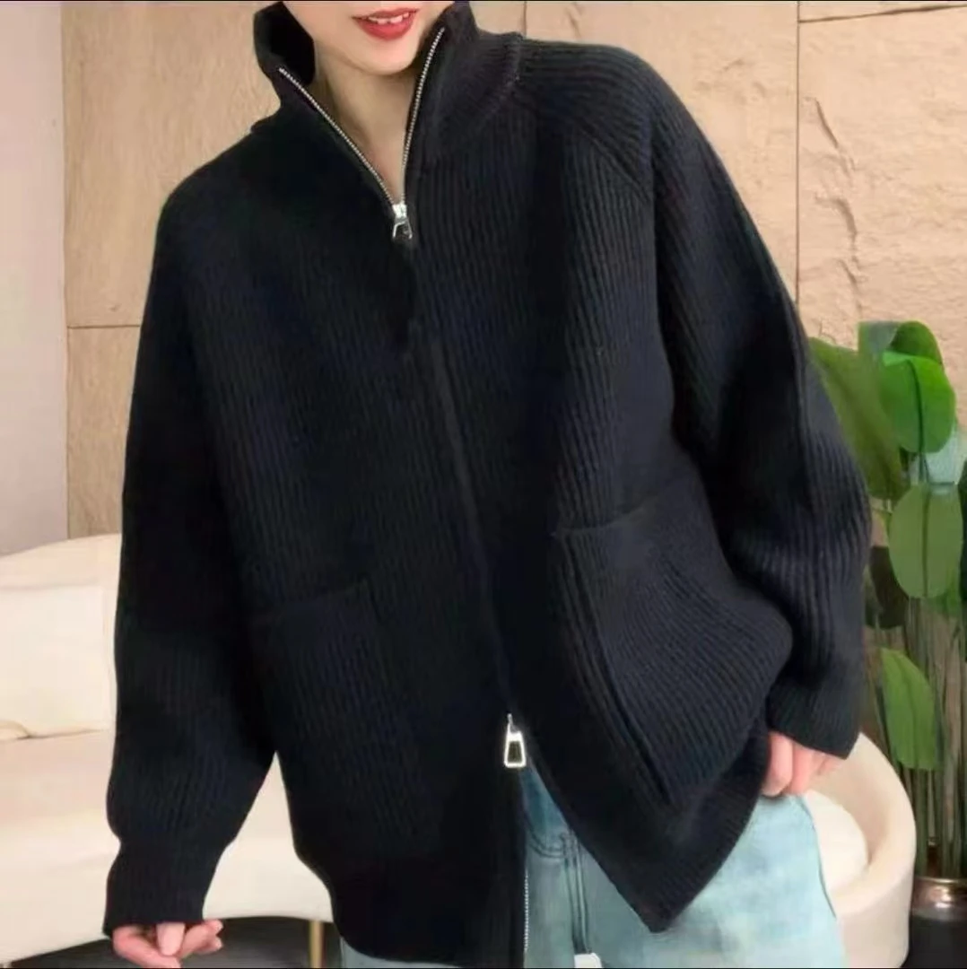 2025年秋冬季休闲风网红时尚百搭纯色针织衫