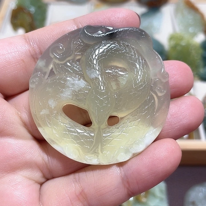 岫玉吊坠(不含链)未镶嵌