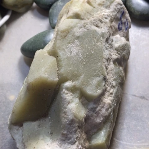 未镶嵌和田玉（糖玉）挂件