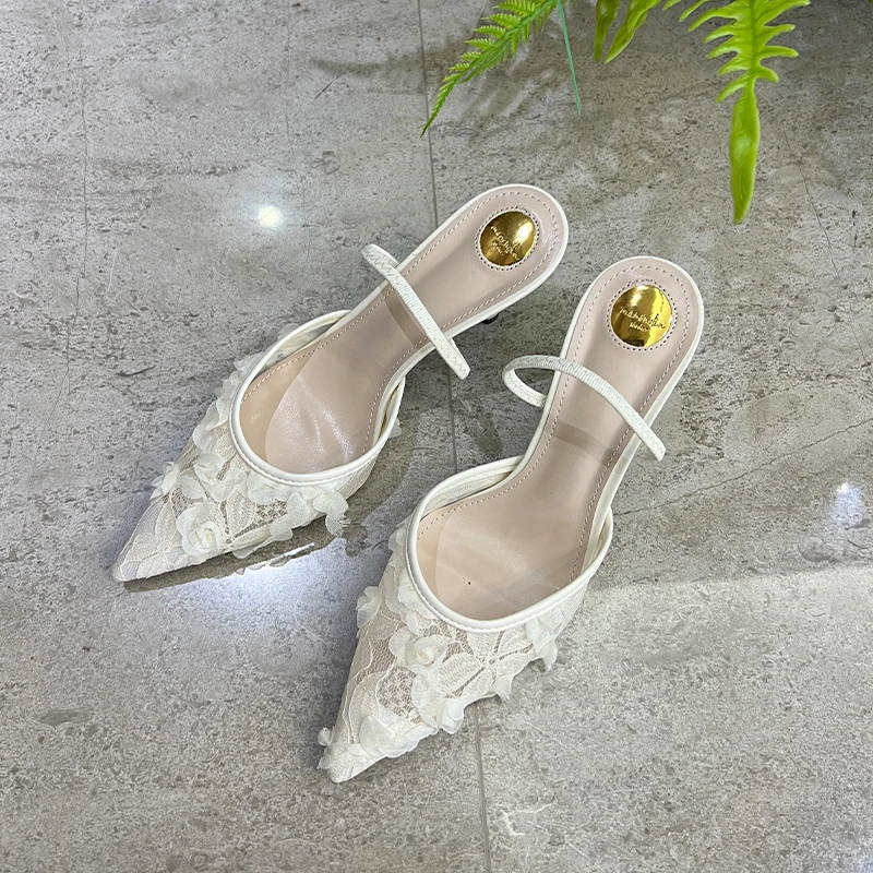 小雨姐姐新款【伊兹漫步】时尚温柔风尖头细跟一字带凉鞋女2025新款