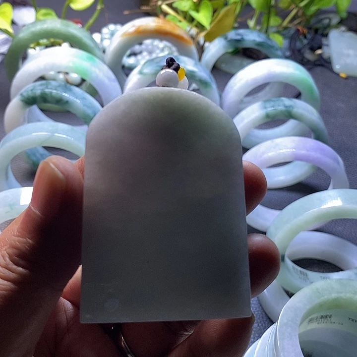 定制翡翠未镶嵌定制产品