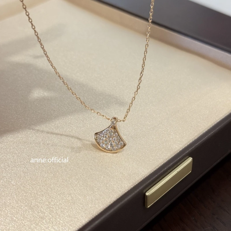 铜合金项链 轻奢白锆小裙子经典项链【X650】