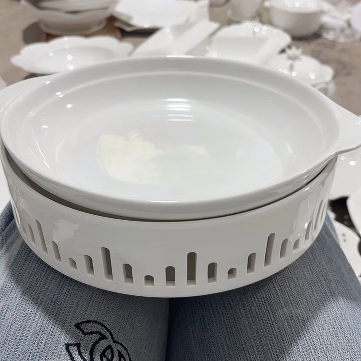 碟一套中号有瑕疵底部