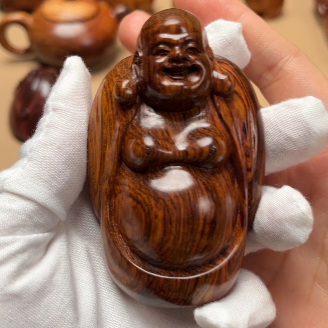 郑***具黄花梨/降香黄檀把件