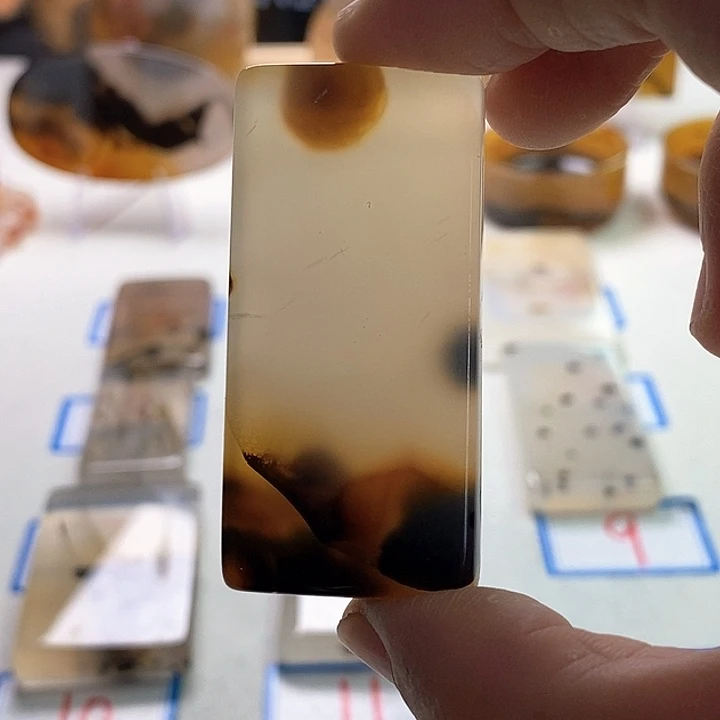 玛瑙/玉髓未镶嵌珠宝半成品