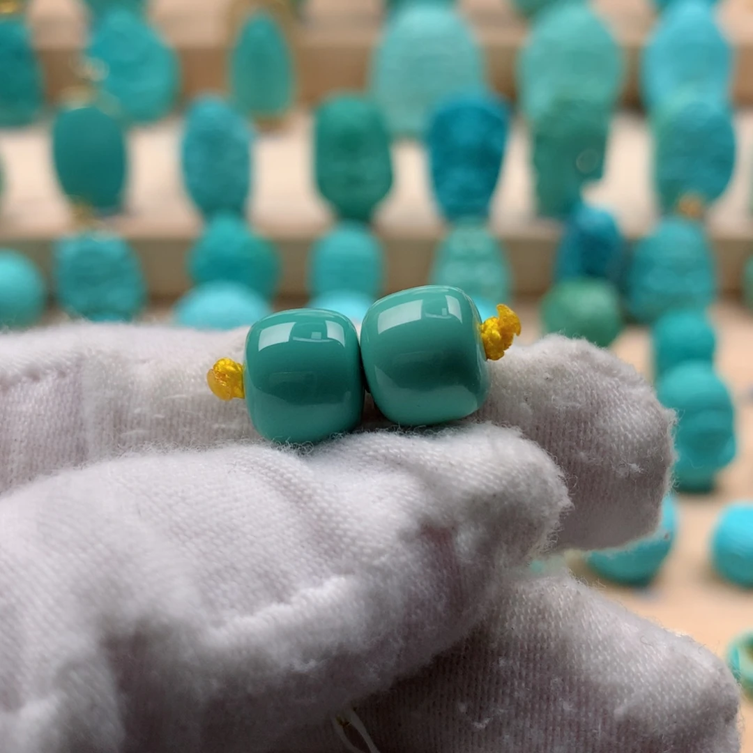 绿松石配饰未镶嵌