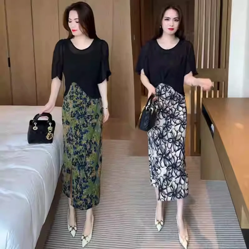 时尚碎花连衣裙女2025夏季新款洋气减龄防晒衫开叉背心裙两件套裙