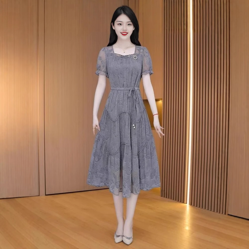 大码茶歇法式连衣裙2025新款女夏季收腰显瘦中年妈妈高端精致裙子