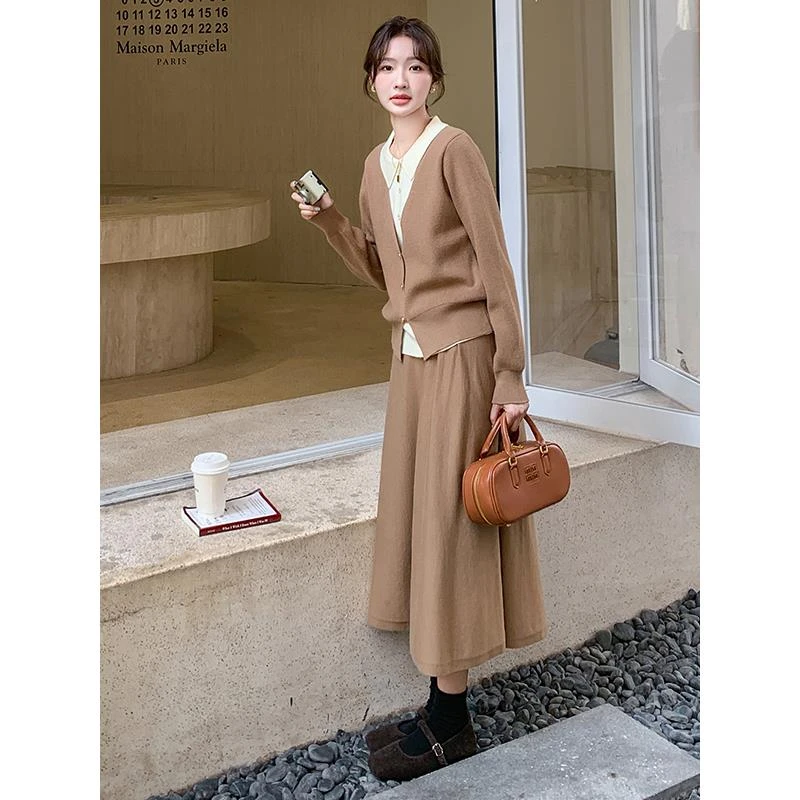 法芬图毛衣套装裙女假两件拼接上衣2025秋季新款优雅半身裙两件套