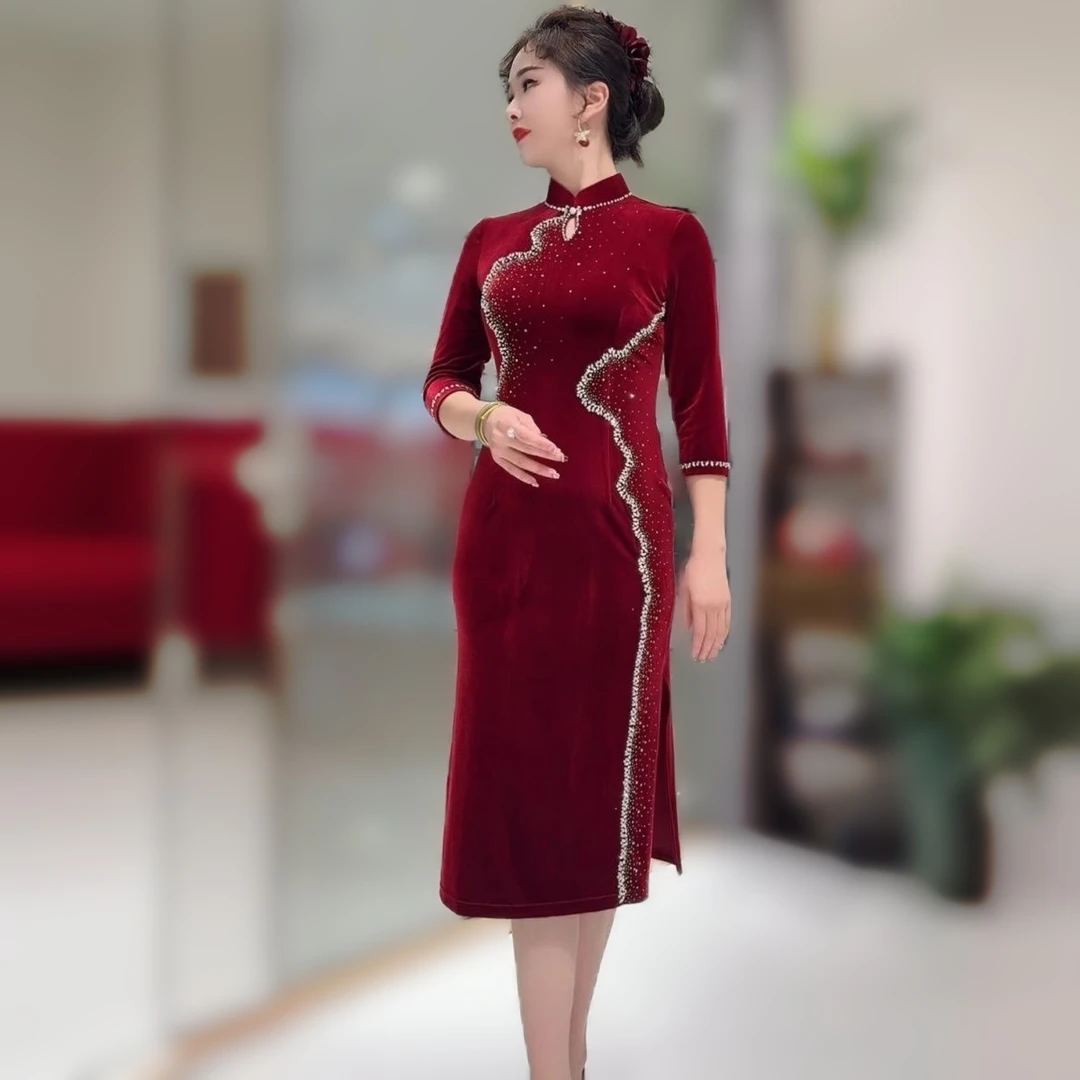 妈妈婆婆装婚礼婚宴礼服金丝绒高贵钉珠春秋款年轻时尚减龄旗袍裙