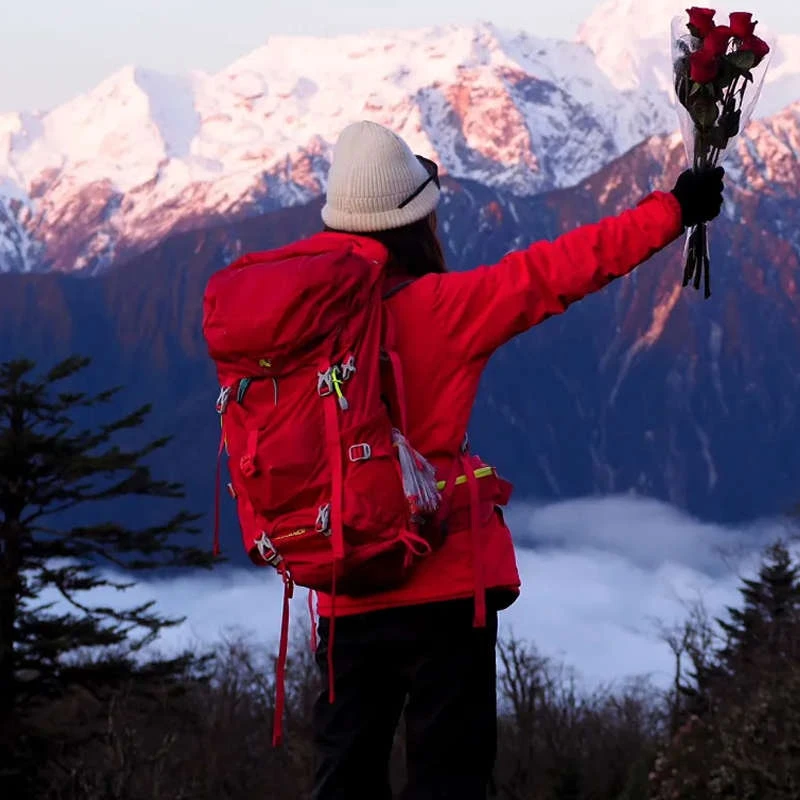 NEVO RHINO耐沃登山包男户外专业徒步双肩背包女大容量旅行包50升