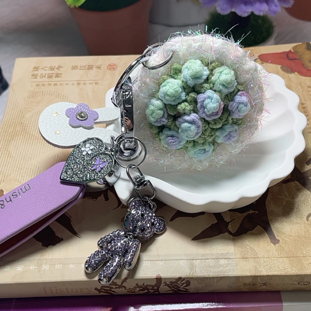 2025新款教师节礼物迷你手捧花手工编织玫瑰花束挂件包挂饰谢师礼