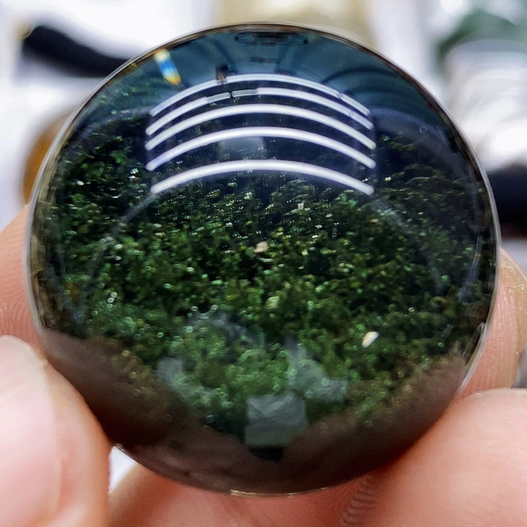 水晶摆件未镶嵌早****卡摆件