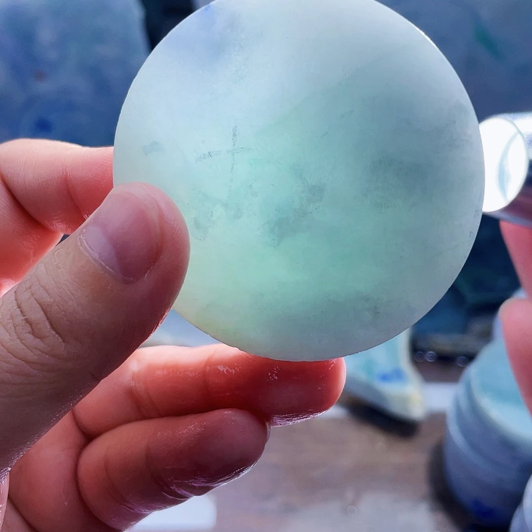 翡翠未镶嵌颈饰毛料8