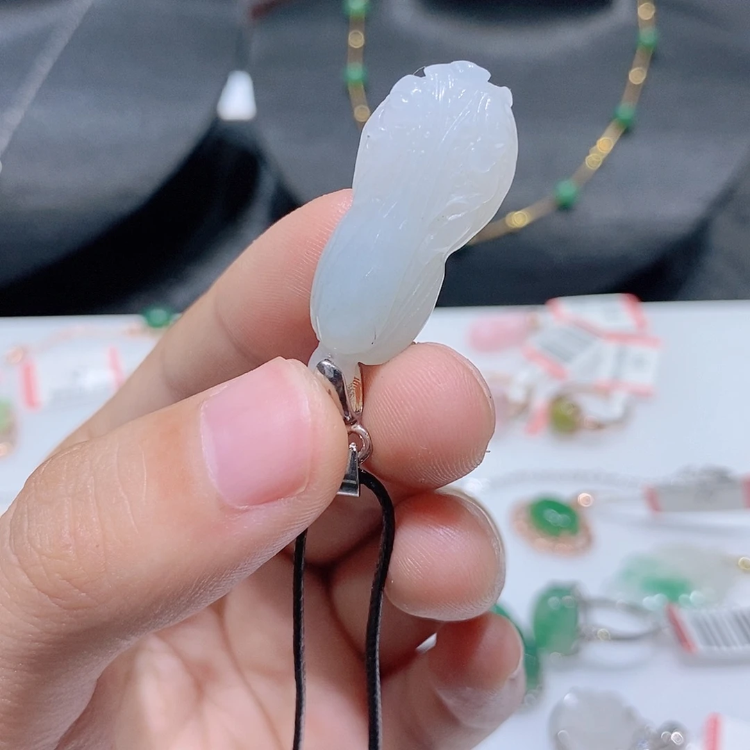 未镶嵌独山玉挂件